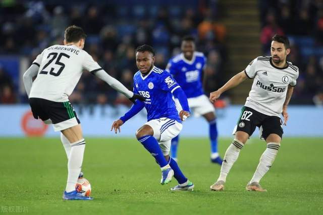 杨31+10+绝杀詹眉空砍77分 老鹰险胜湖人6连胜